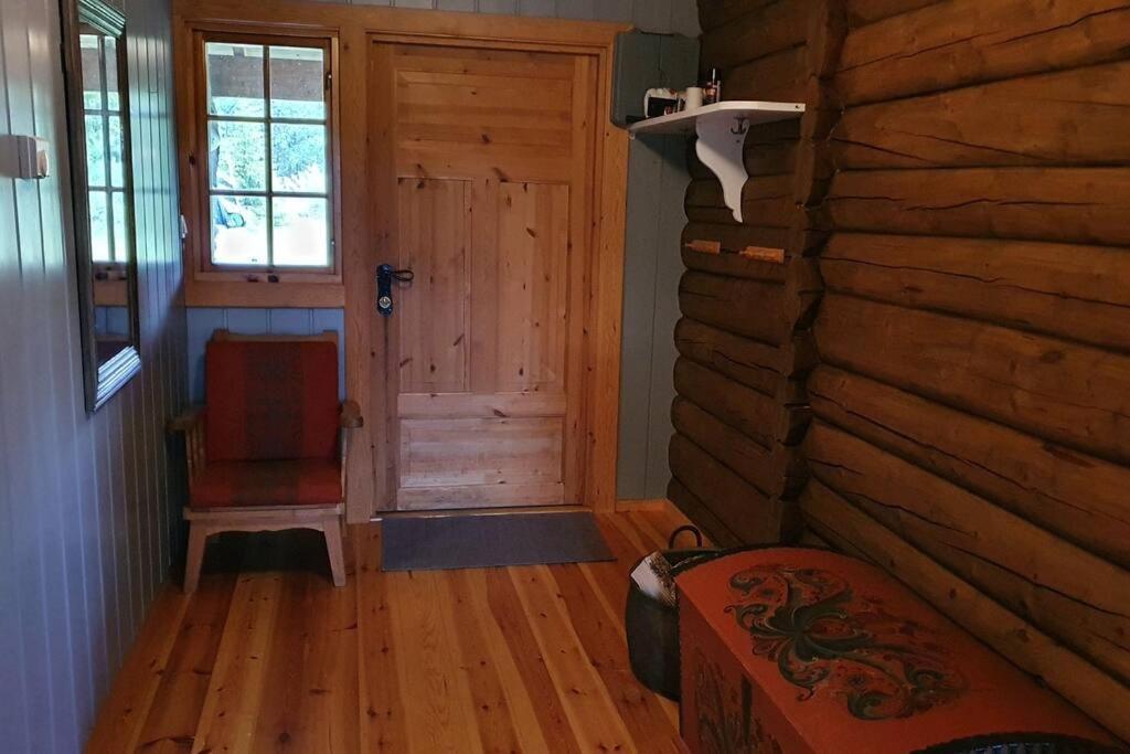 Cozy Log At Beautiful Nystolsfjellet Feriehus